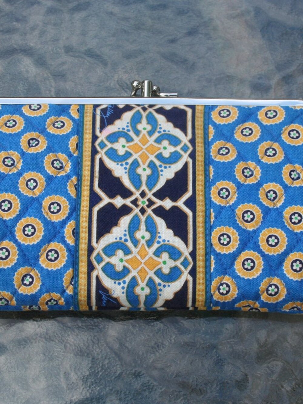 Vera Bradley Blue/Yellow/ Floral Print Double KissLock Closure Wallet - Picture 2 of 7